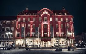 Statt Hassleholm BW Signature Collection